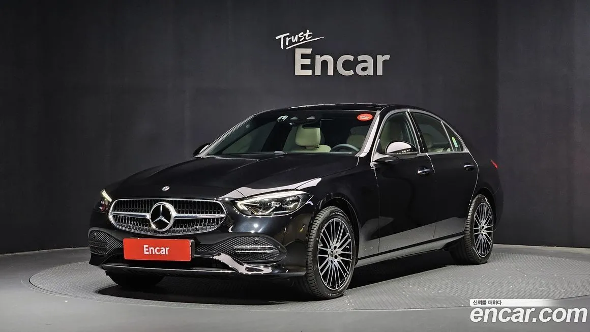 Mercedes-Benz C-Class — фото 1
