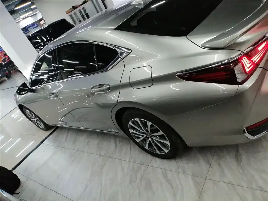 Lexus ES 2022 из CN, фото 5