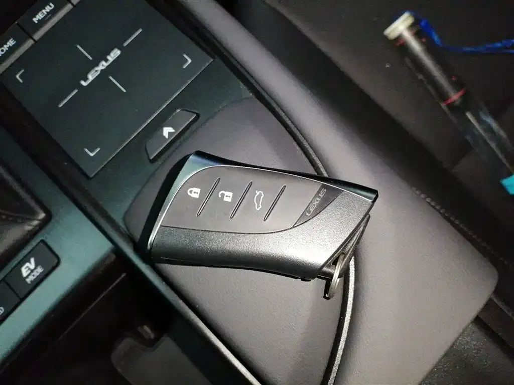 Lexus ES 2022 из CN, фото 9