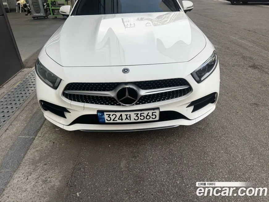 Mercedes-Benz CLS-Class — фото 1