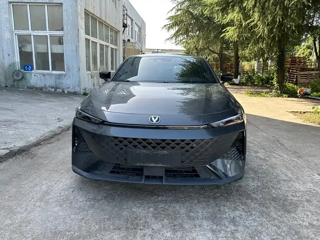 Changan UNI-V 2023 из CN, фото 4