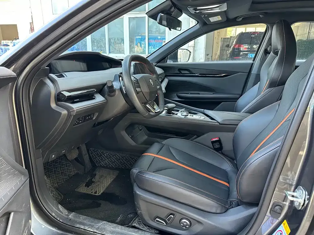 Changan UNI-V 2023 из CN, фото 8