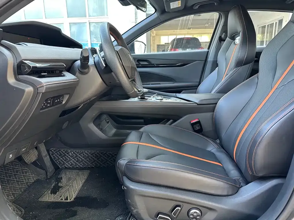 Changan UNI-V 2023 из CN, фото 9