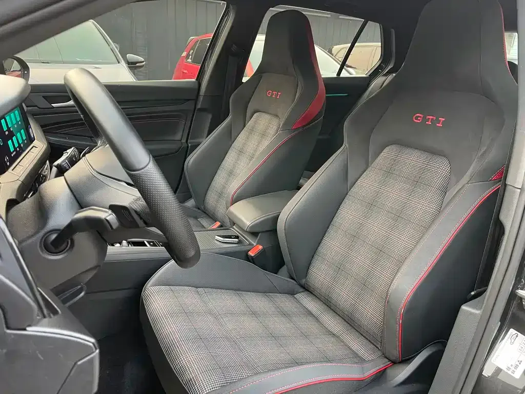 [object Object] Golf GTI 2022 из CN, фото 10