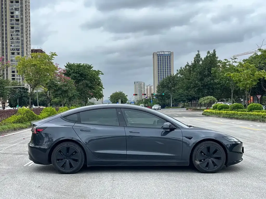 Tesla Model 3 2024 из CN, фото 7