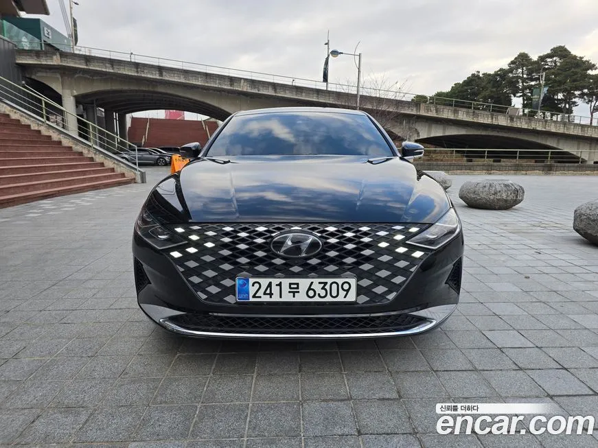 Hyundai Grandeur 2021 из KR, фото 2