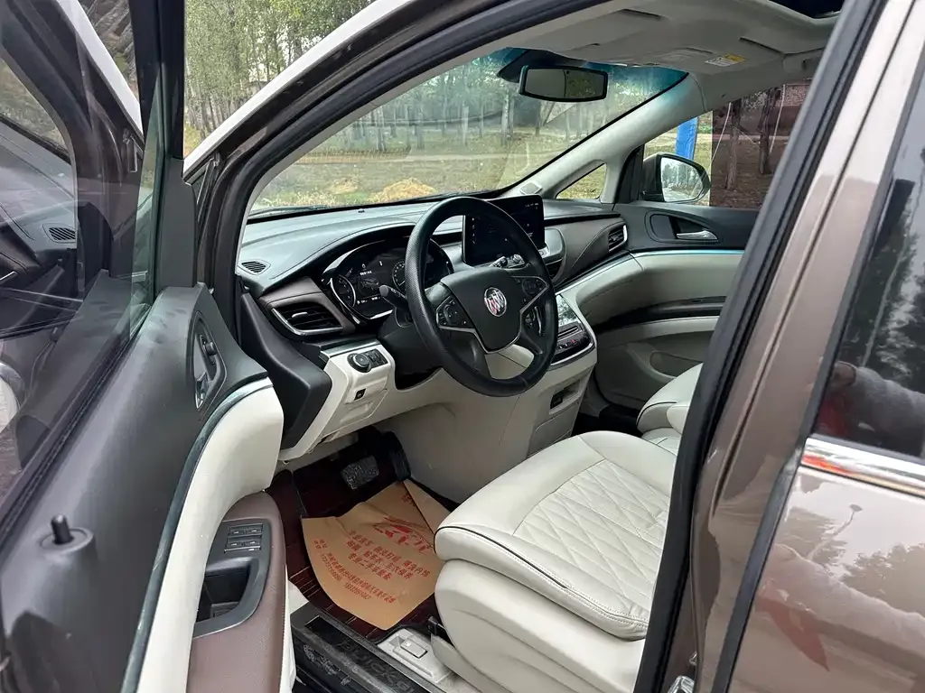 Buick GL8 2021 из CN, фото 9