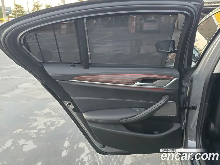 BMW 5-Series 2022 из KR, фото 10