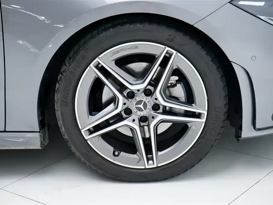 Mercedes-Benz CLA (Import) — фото 10