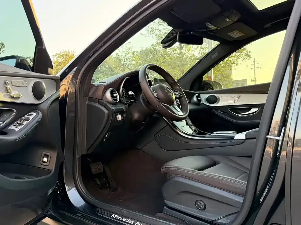 Mercedes-Benz GLC 2021 из CN, фото 4
