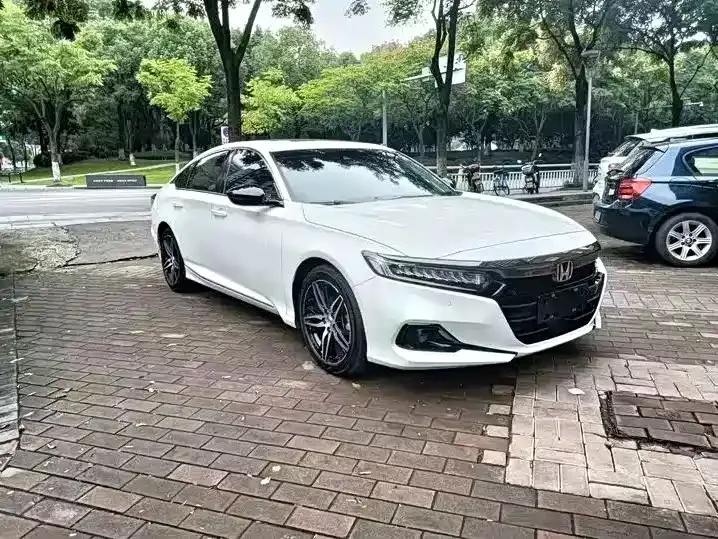 Honda Accord 2022 из CN, фото 3