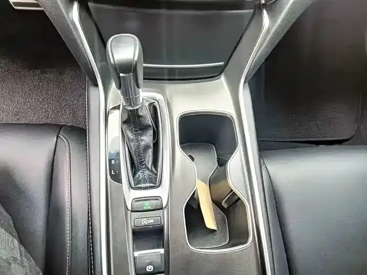 Honda Accord 2022 из CN, фото 9