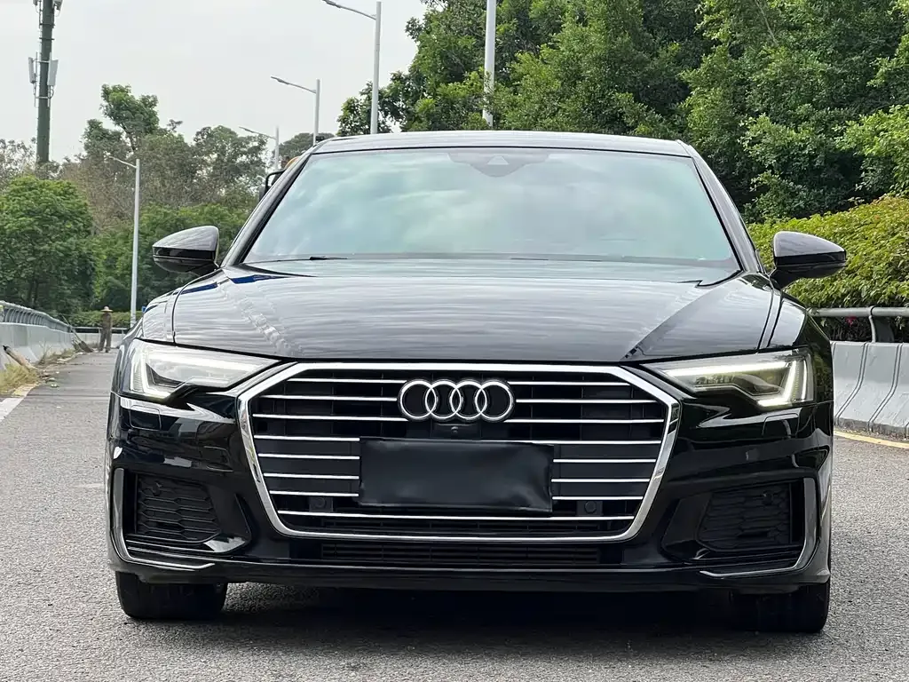 Audi A6L 2021 из CN, фото 2