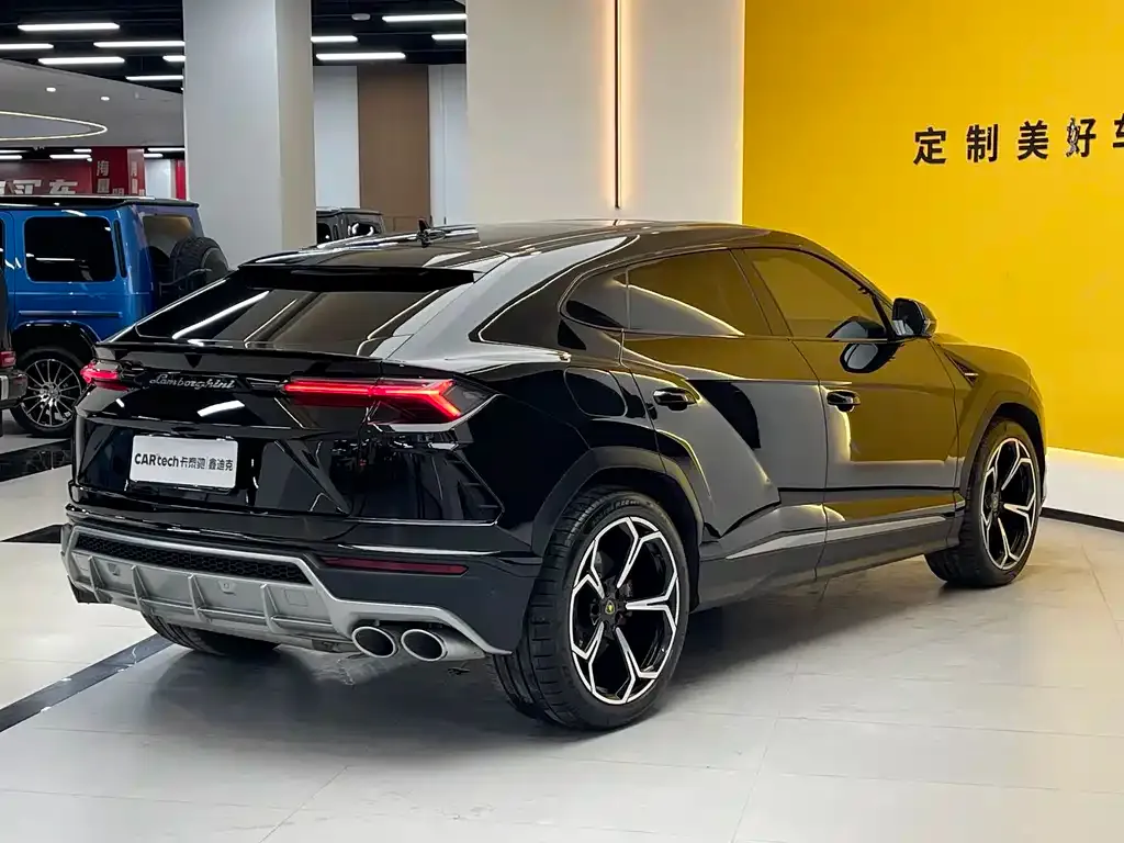 Lamborghini Urus 2022 из CN, фото 6