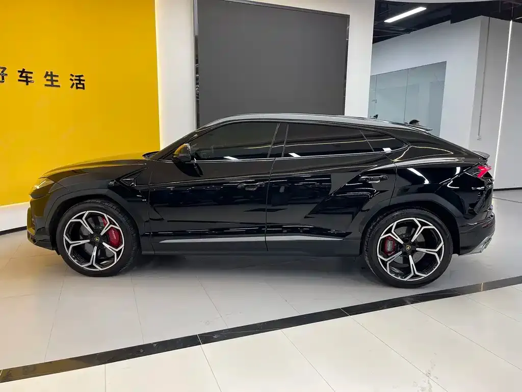 Lamborghini Urus 2022 из CN, фото 8