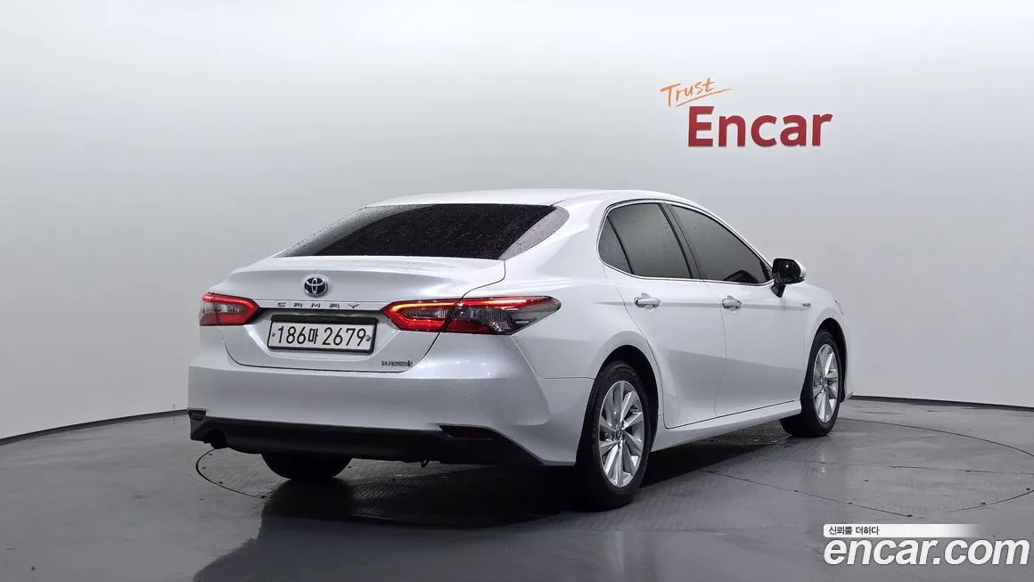 Toyota Camry 2022 из KR, фото 2