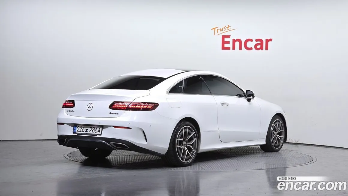 Mercedes-Benz E-Class 2023 из KR, фото 2