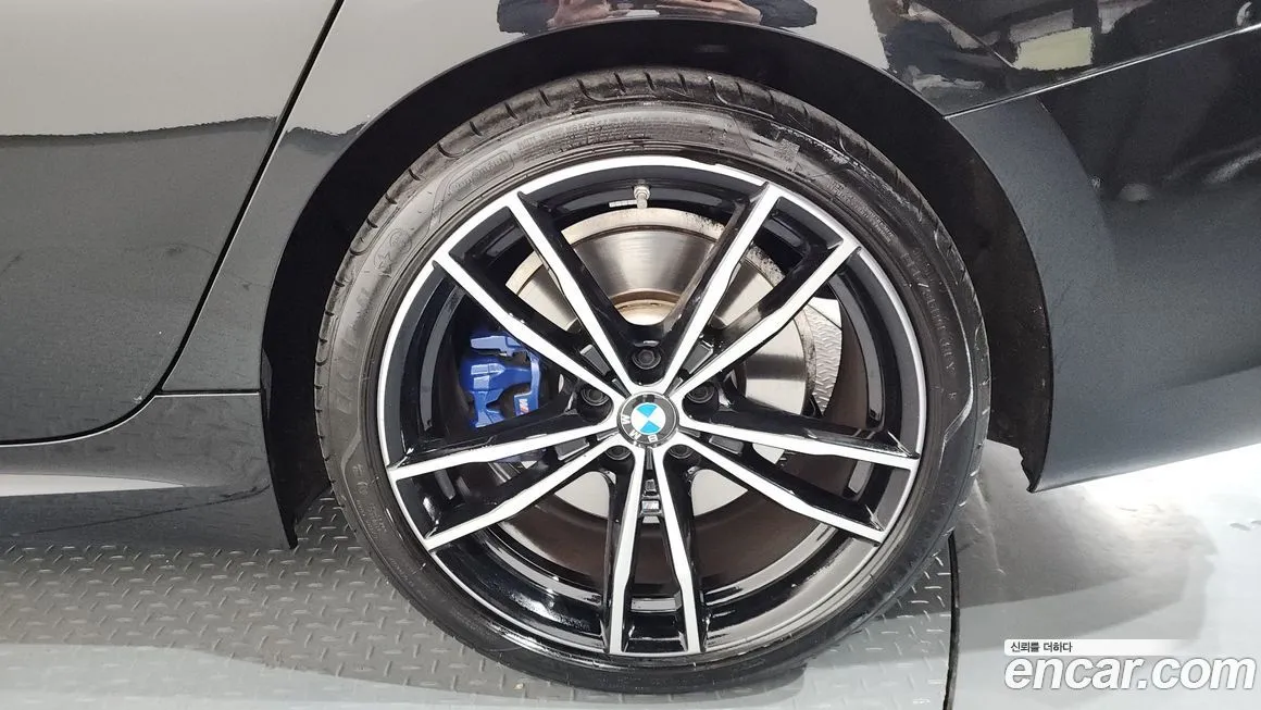 BMW 3-Series 2022 из KR, фото 5