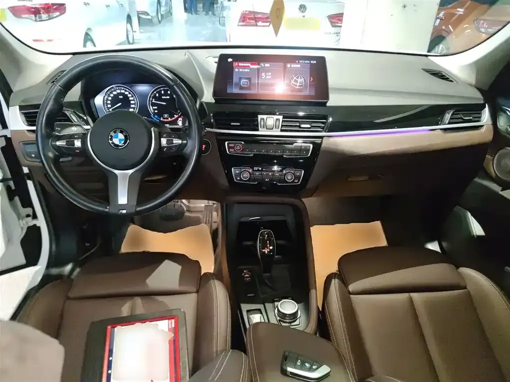 BMW X1 2021 из CN, фото 10