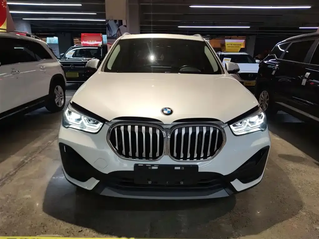 BMW X1 2021 из CN, фото 3