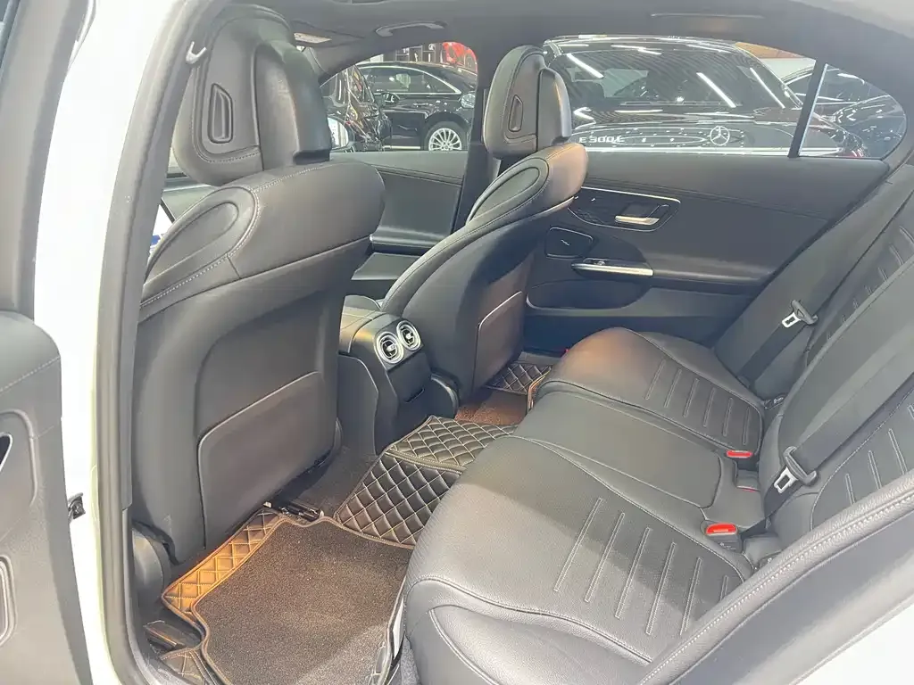 Mercedes-Benz C-Class 2023 из CN, фото 7