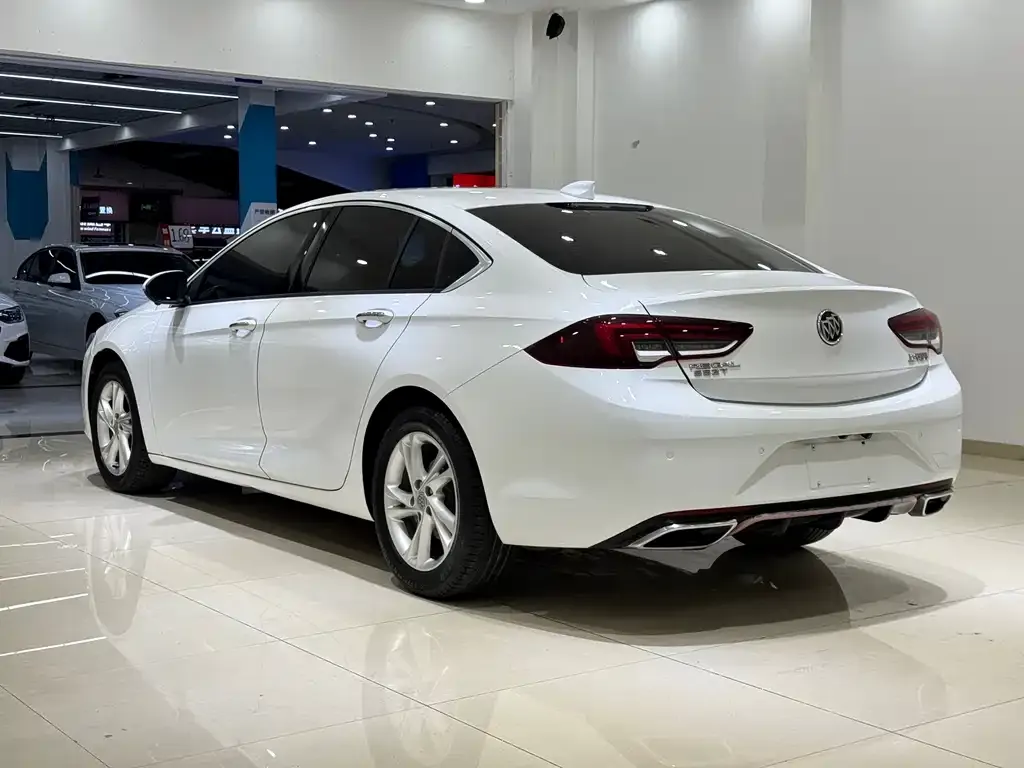 Buick Regal — фото 5