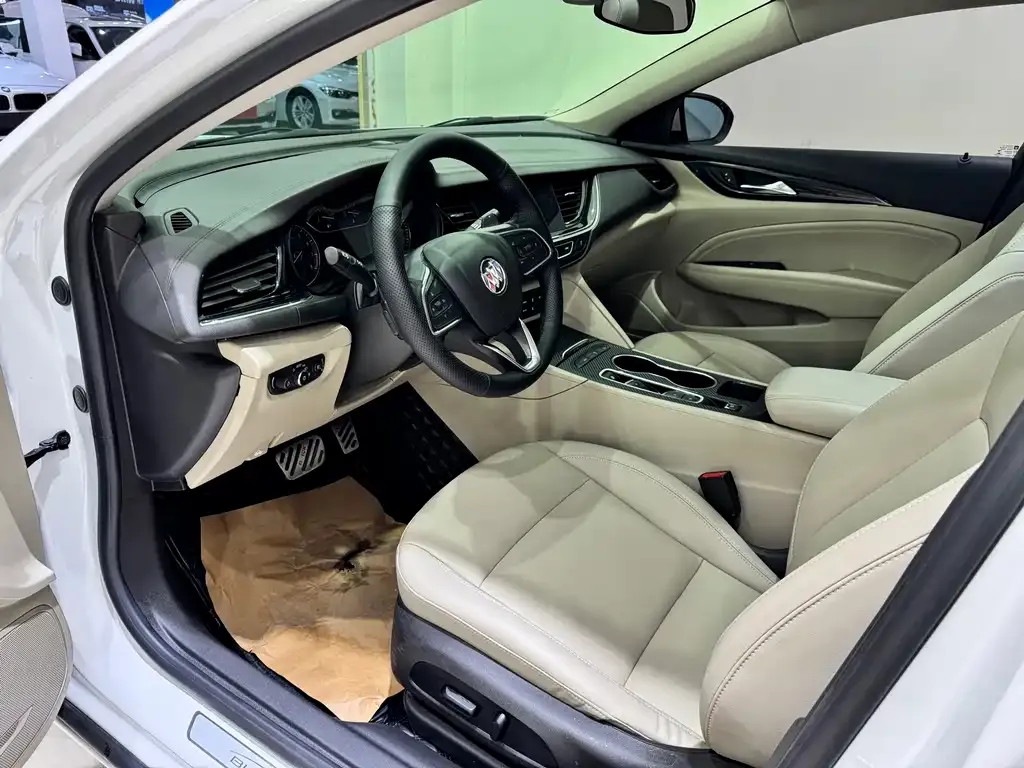 Buick Regal — фото 9
