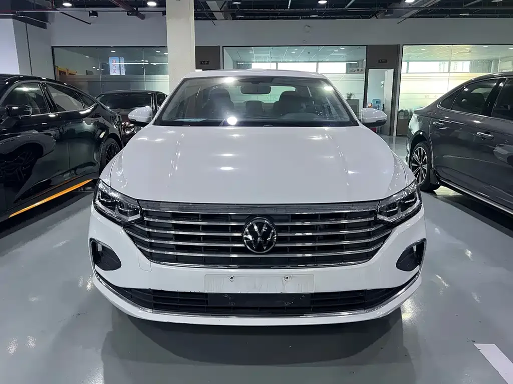 Volkswagen Lavida 2023 из CN, фото 2