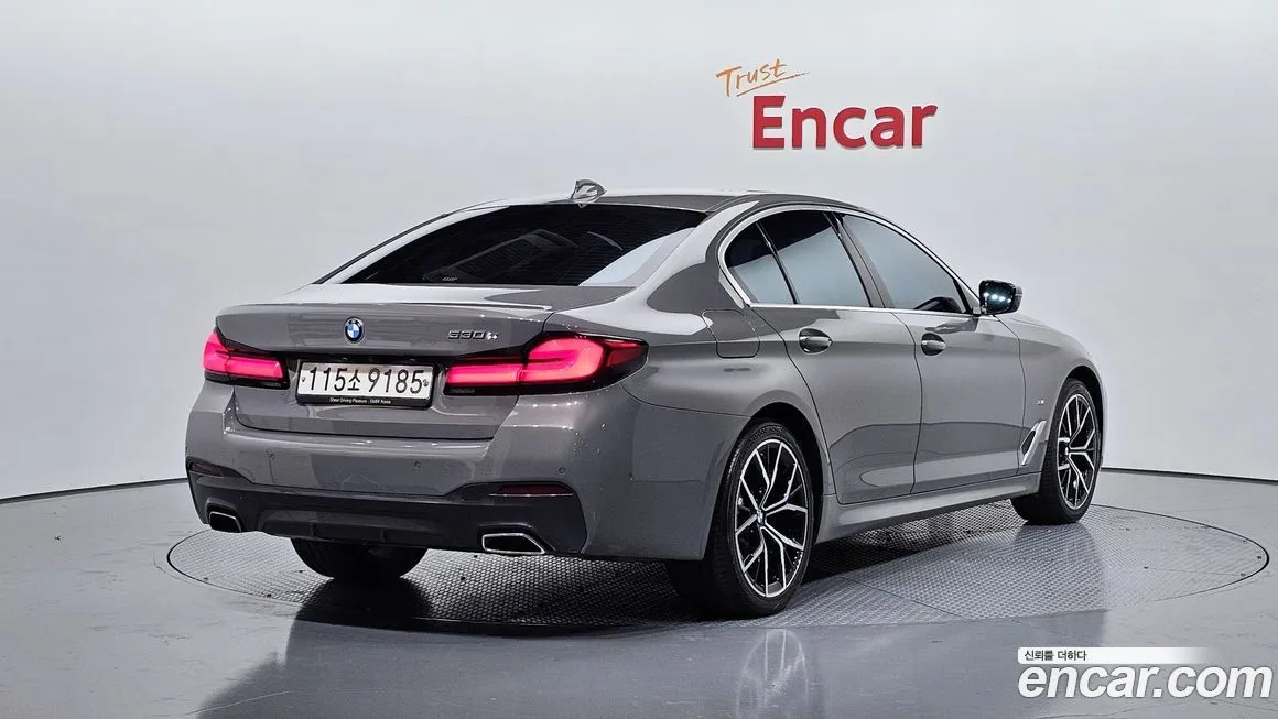 BMW 5-Series 2021 из KR, фото 2