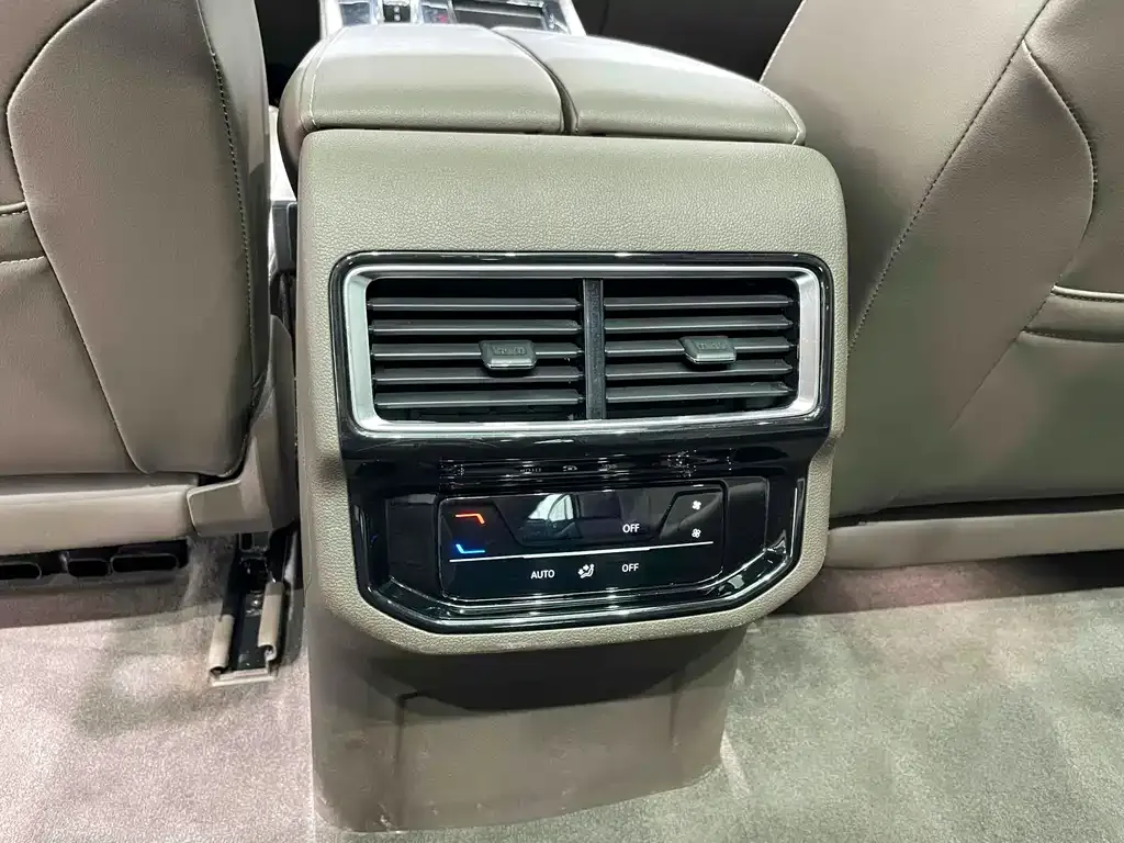 Volkswagen Viloran 2023 из CN, фото 10