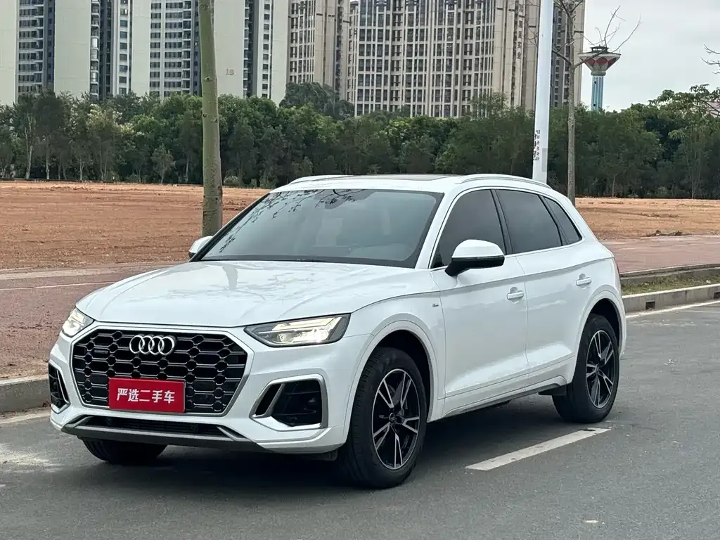 Audi Q5L 2023 из CN, фото 1