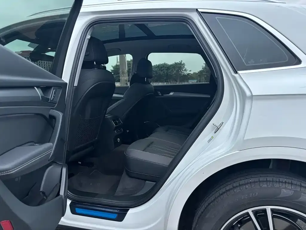 Audi Q5L 2023 из CN, фото 6