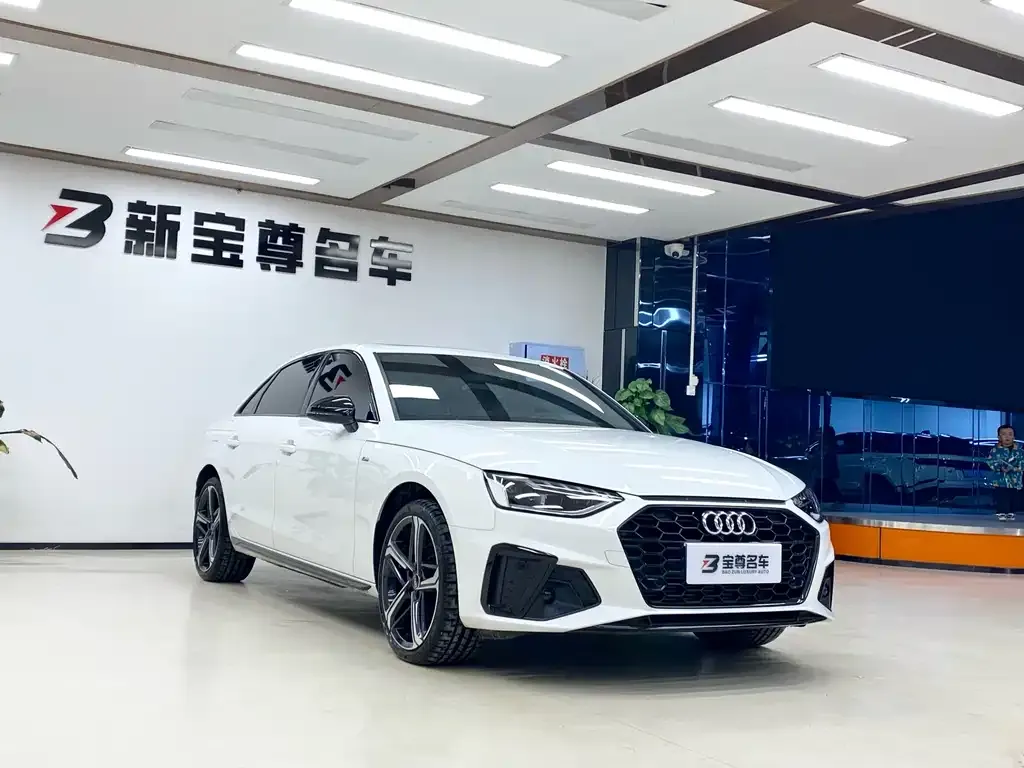 Audi A4L 2024 из CN, фото 3