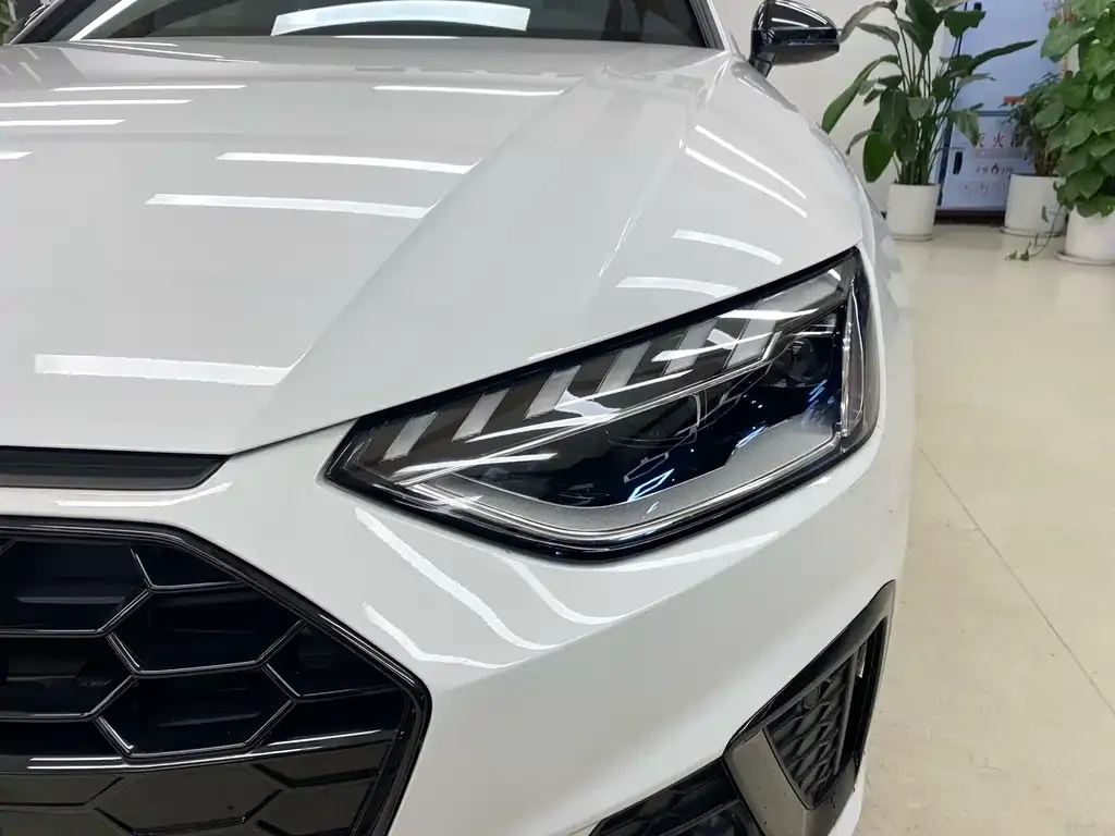 Audi A4L 2024 из CN, фото 4