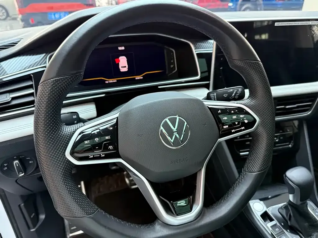 Volkswagen Tiguan L 2023 из CN, фото 6