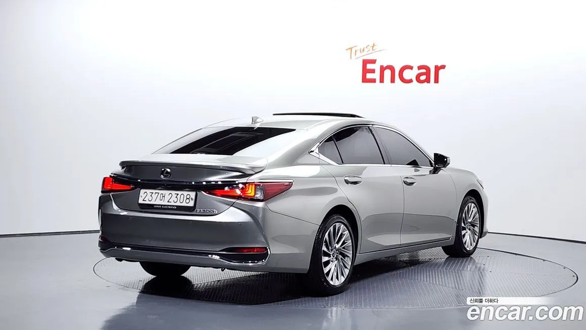 Lexus ES 2023 из KR, фото 2