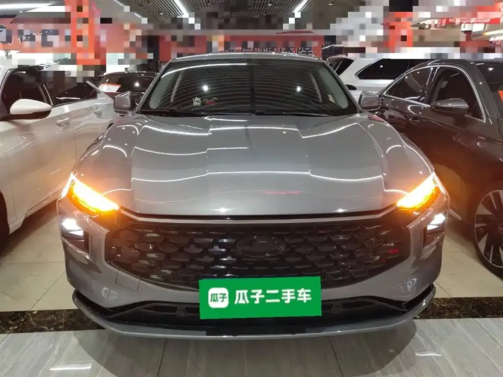 Ford Mondeo 2023 из CN, фото 3