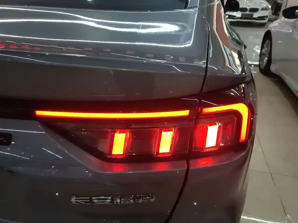 Ford Mondeo 2023 из CN, фото 8