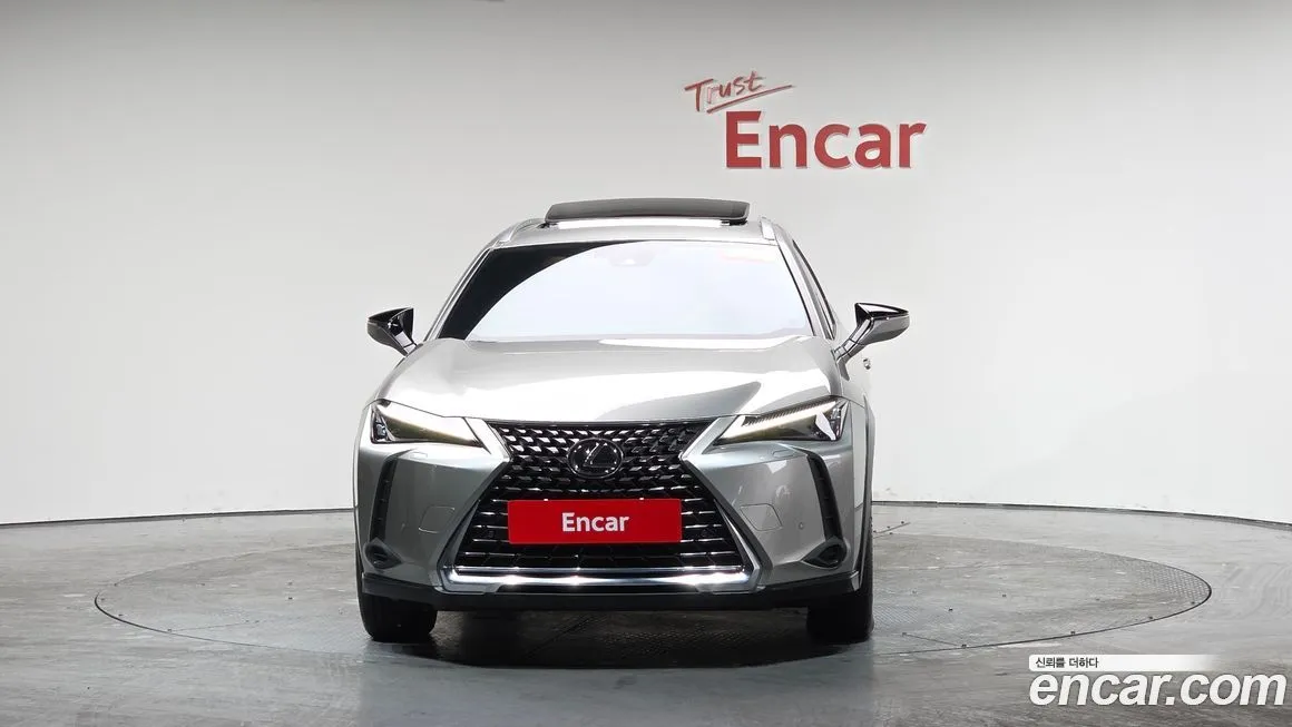 Lexus UX 2024 из KR, фото 3