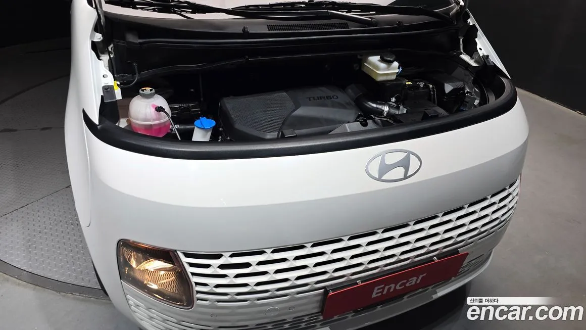 Hyundai Staria — фото 6