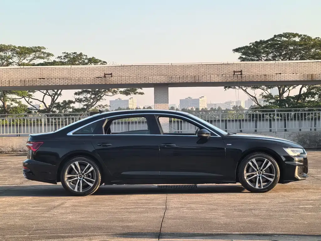 Audi A6L — фото 4