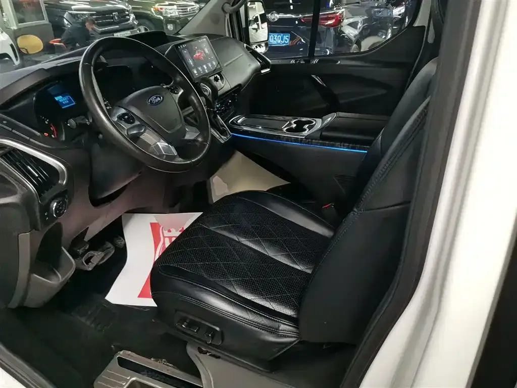 Ford Tourneo 2021 из CN, фото 7