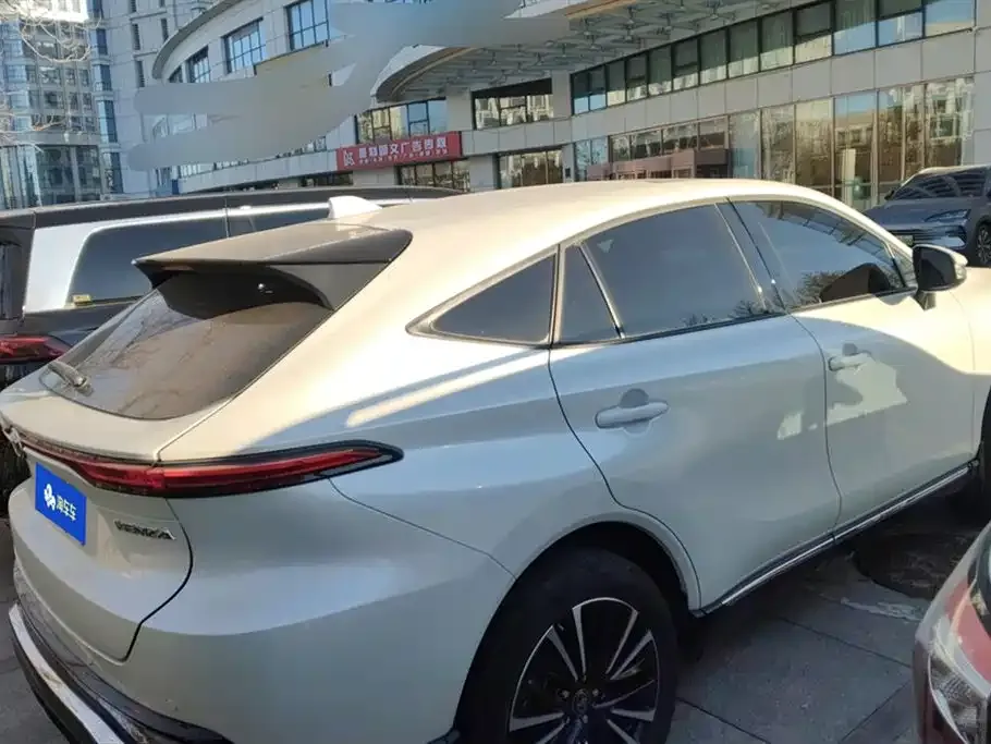 Toyota Venza 2022 из CN, фото 3