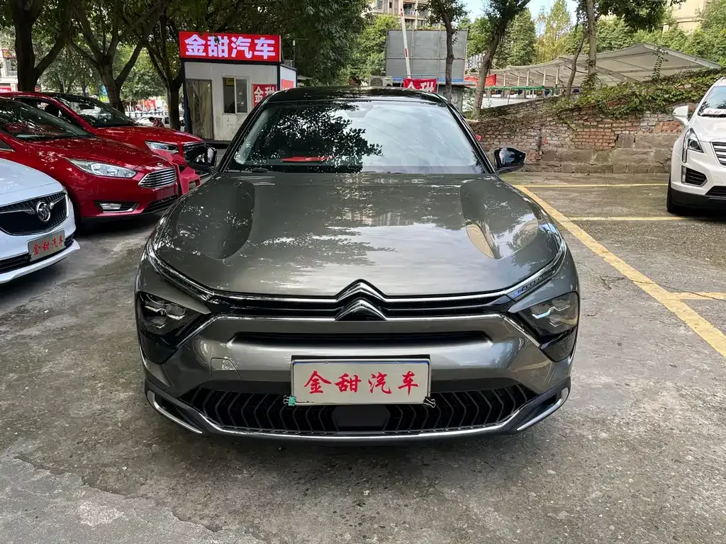 Citroen C5 X 2023 из CN, фото 2