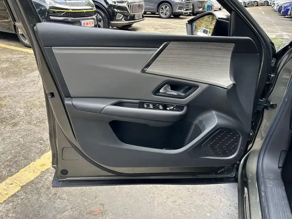 Citroen C5 X 2023 из CN, фото 8