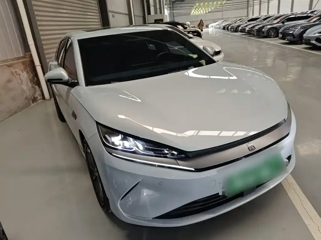 BYD Qin L — фото 4