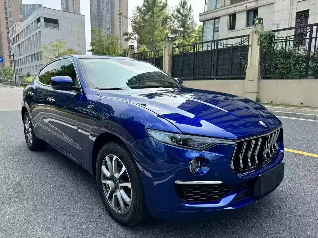 Maserati Levante — фото 3
