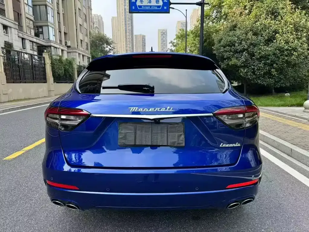 Maserati Levante — фото 7