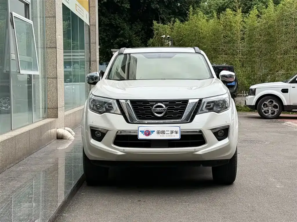 Nissan Terra — фото 2