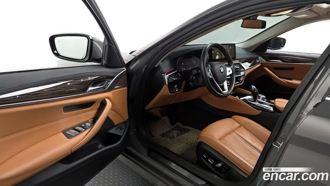 BMW 5-Series 2021 из KR, фото 10